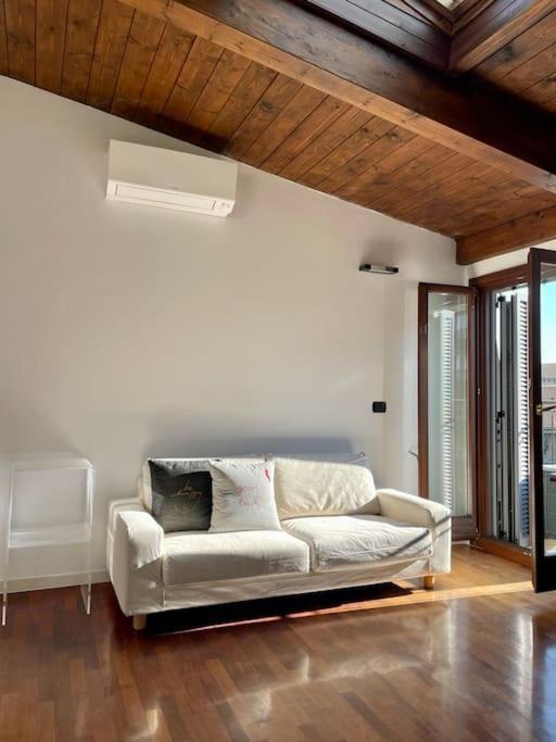 Porta Venezia-Cozy Apartment Milão Exterior foto